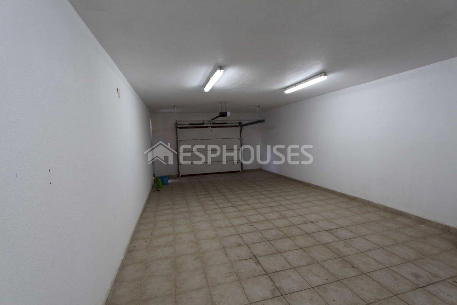 5 bedroom Villa for sale in Rojales with pool garage - € 980,000 (Ref: 9445238)