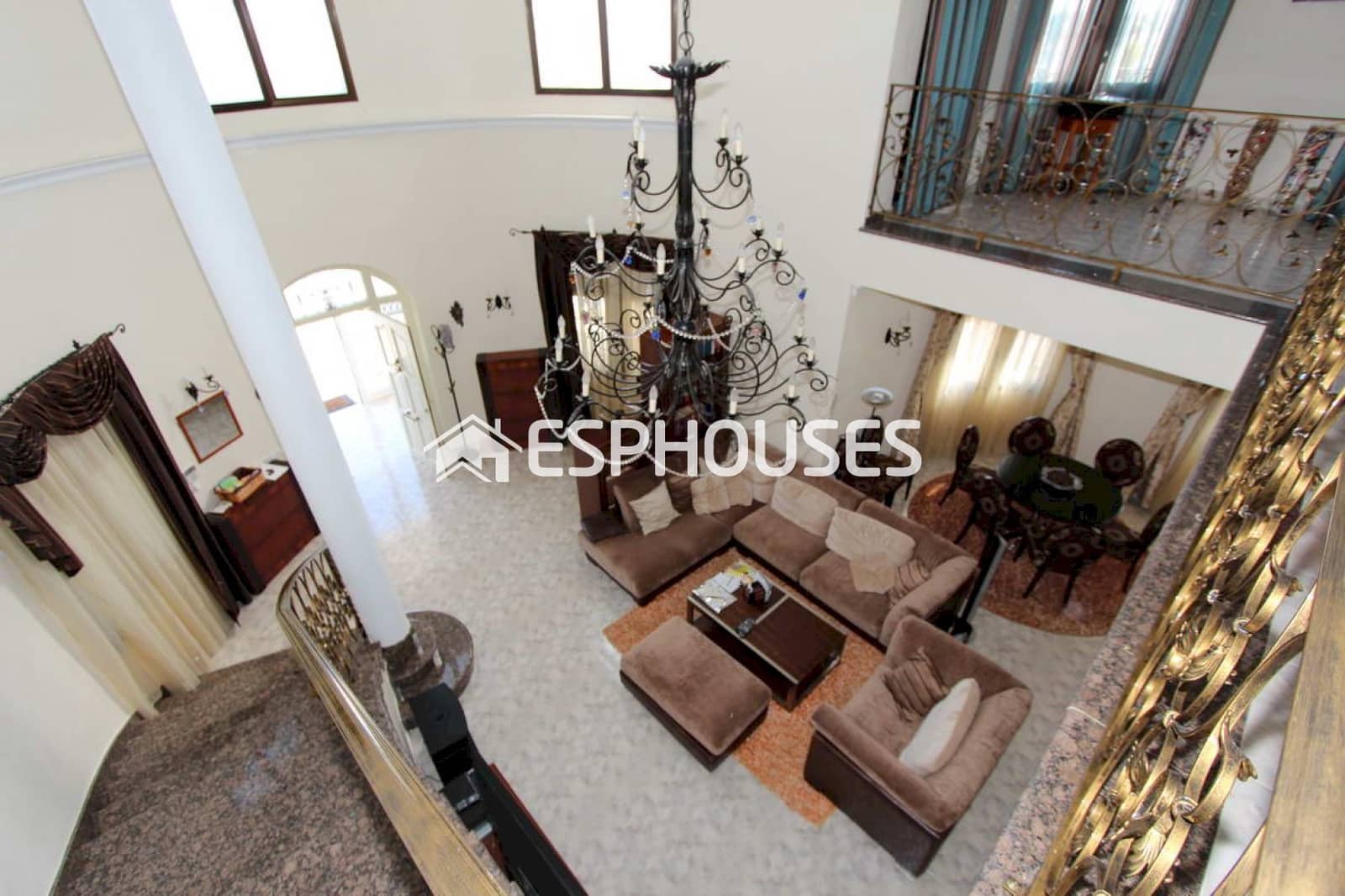 5 bedroom Villa for sale in Rojales with pool - € 980,000 (Ref: 9445238)