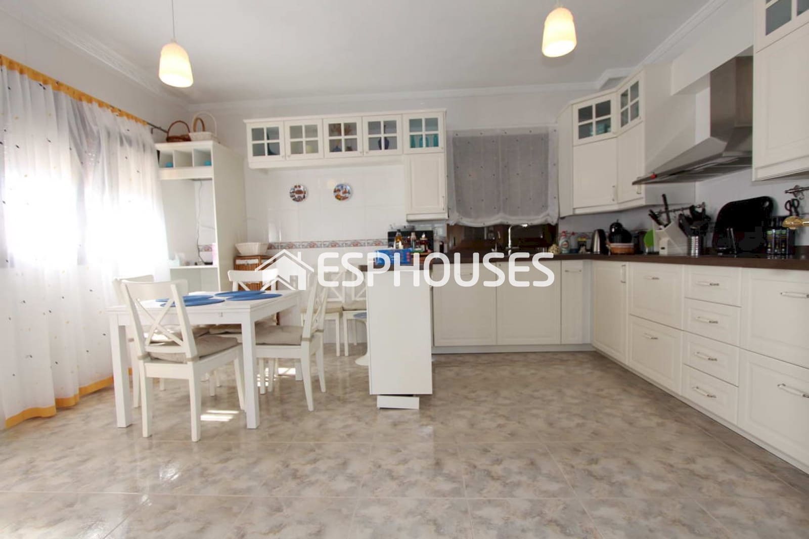5 bedroom Villa for sale in Rojales with pool - € 980,000 (Ref: 9445238)