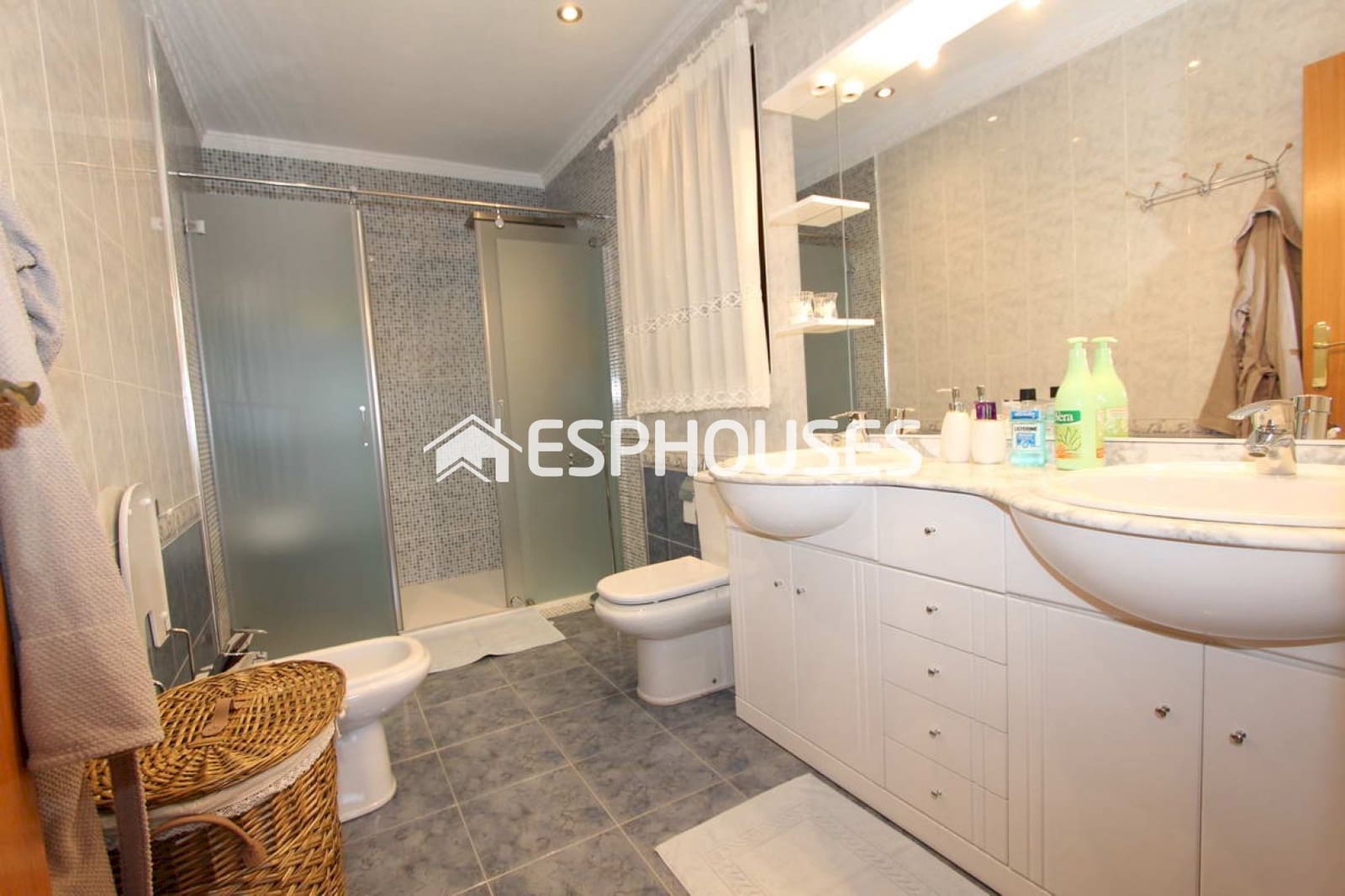 5 bedroom Villa for sale in Rojales with pool - € 980,000 (Ref: 9445238)