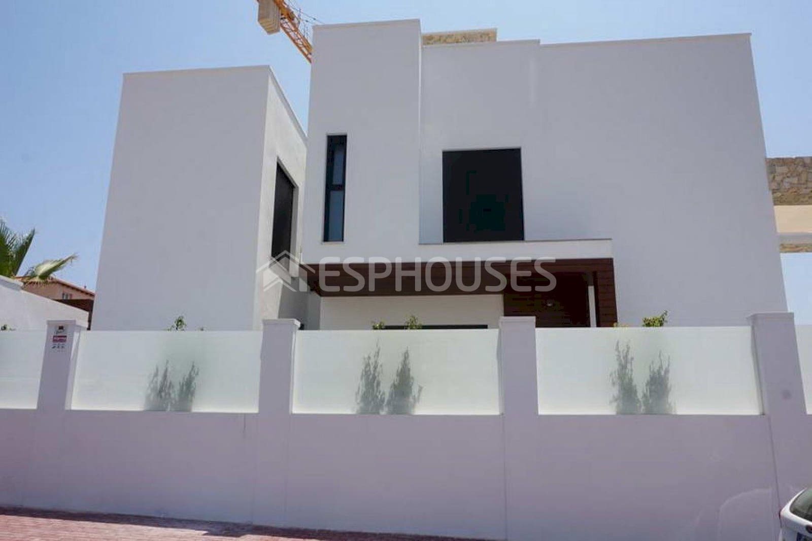4 soverom Villa til salgs i Torrevieja med svømmebasseng garasje - € 599 000 (Ref: 9445239)