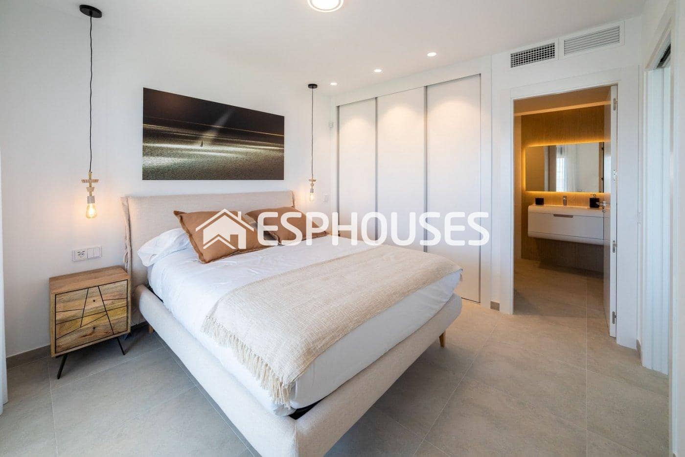 2 slaapkamer Appartement te koop in Santa Pola met zwembad garage - € 395.000 (Ref: 9445248)