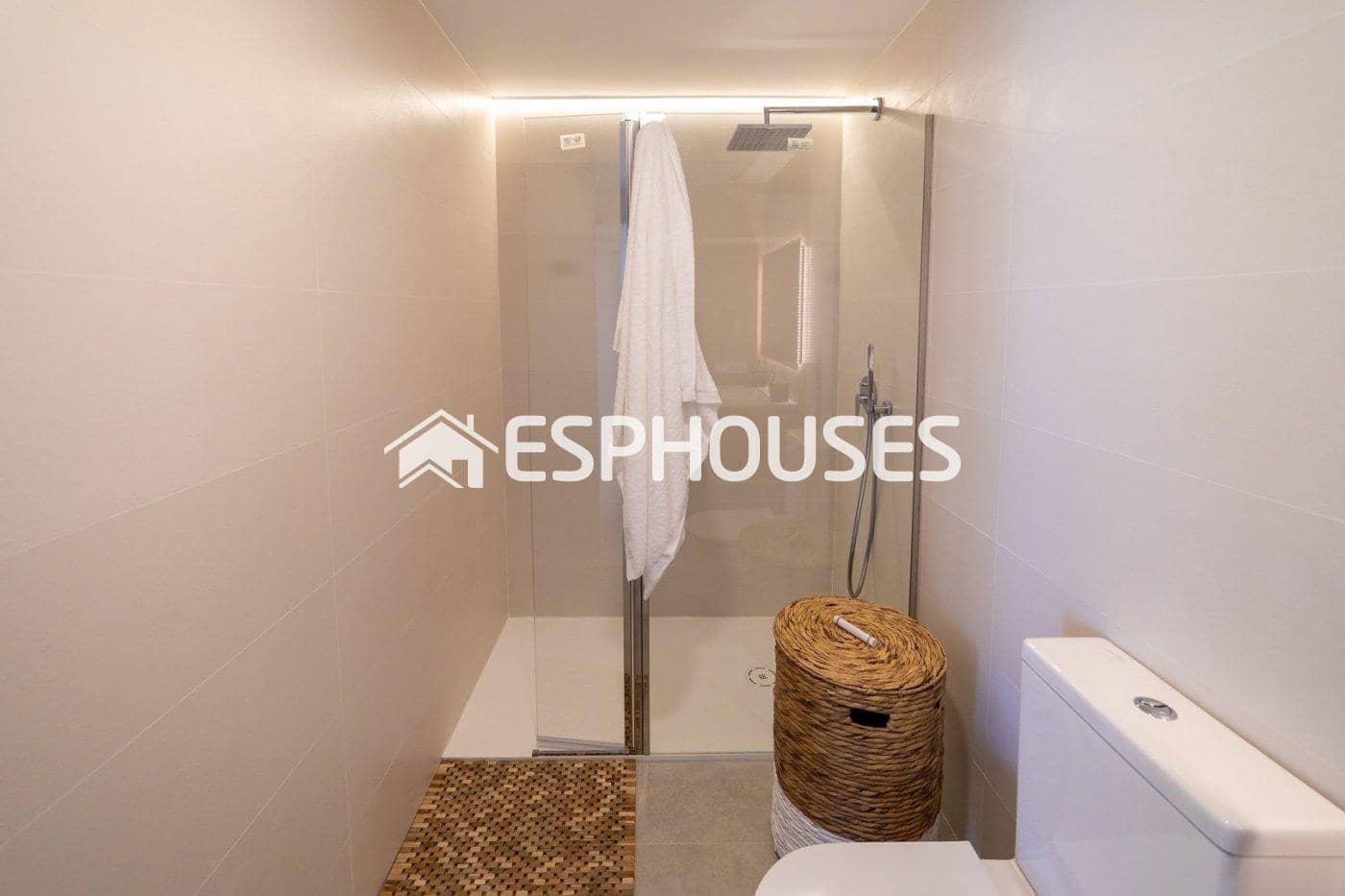 2 slaapkamer Appartement te koop in Santa Pola met zwembad garage - € 395.000 (Ref: 9445248)