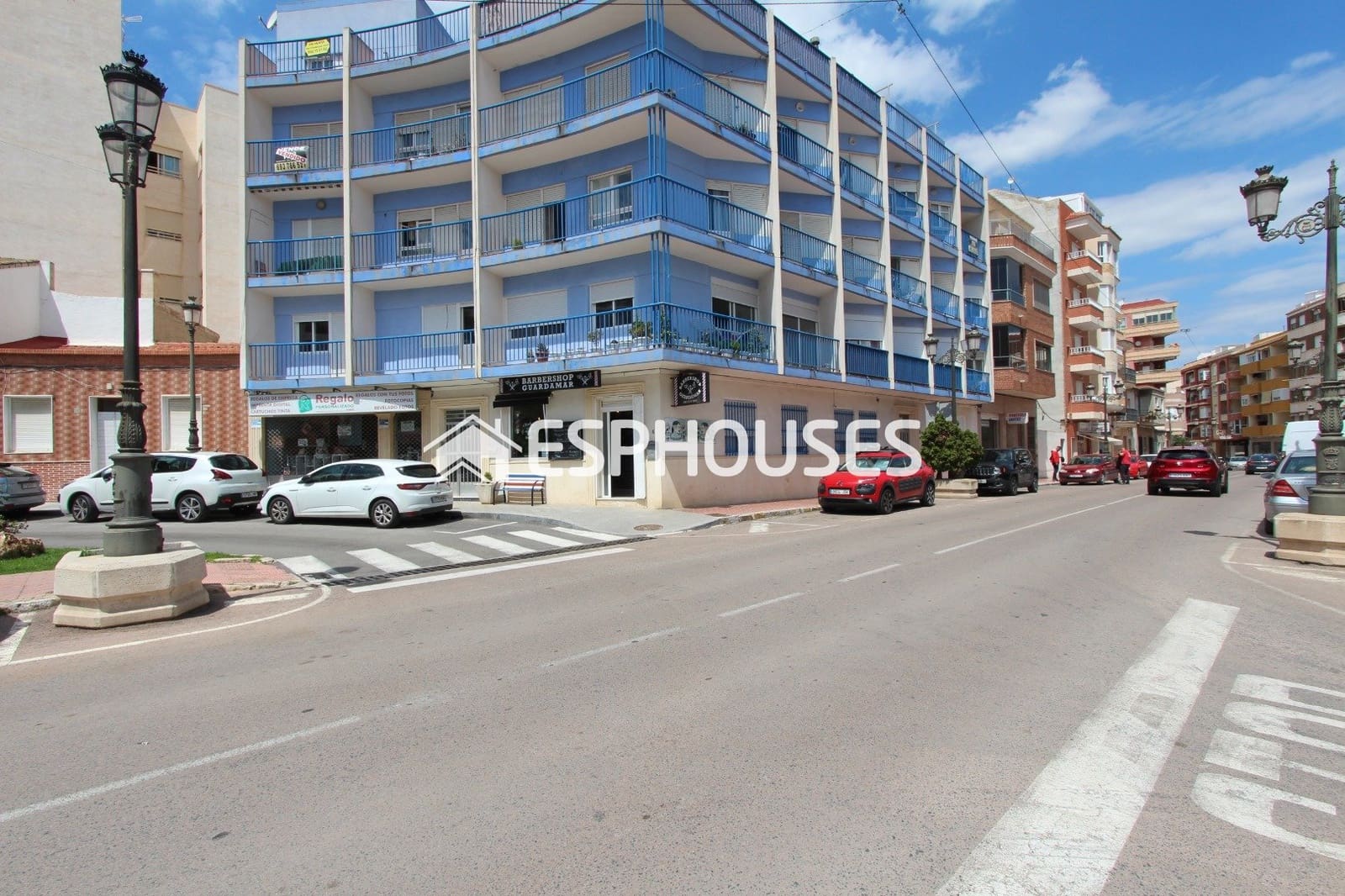 Kommersiell til salgs i Guardamar del Segura - € 99 900 (Ref: 9445252)