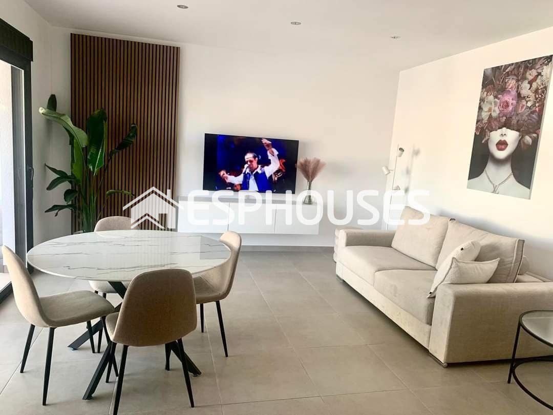 2 bedroom Apartment for sale in Orihuela Costa with pool garage - € 290,000 (Ref: 9445255)