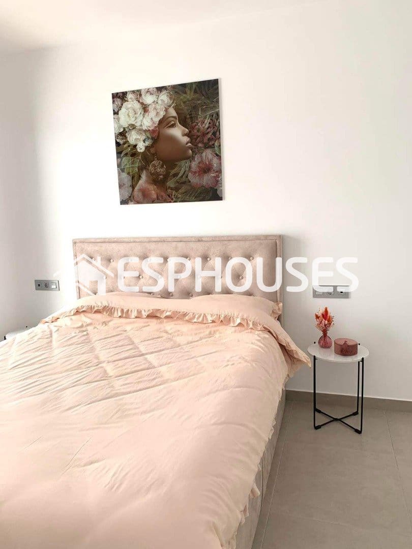 2 bedroom Apartment for sale in Orihuela Costa with pool garage - € 290,000 (Ref: 9445255)