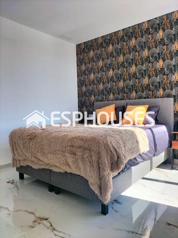 3 soverom Villa til salgs i Pinar de Campoverde, Pilar de la Horadada med svømmebasseng - € 389 000 (Ref: 9445258)