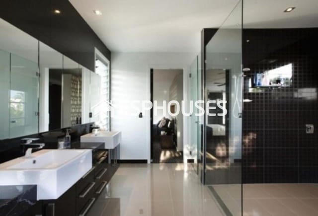 3 sovrum Villa till salu i Pinoso med pool garage - 425 000 € (Ref: 9445265)