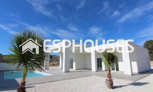 3 Zimmer Villa zu verkaufen in Pinoso mit Pool Garage - 335.000 € (Ref: 9445269)