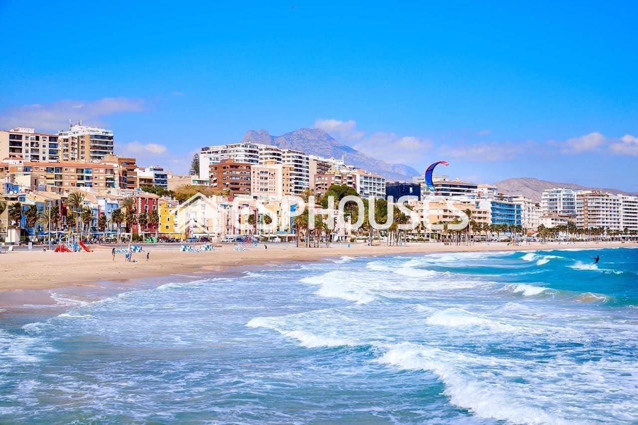 3 soveværelse Villa til salg i La Villajoyosa / Vila Joiosa med swimmingpool garage - € 885.000 (Ref: 9445272)