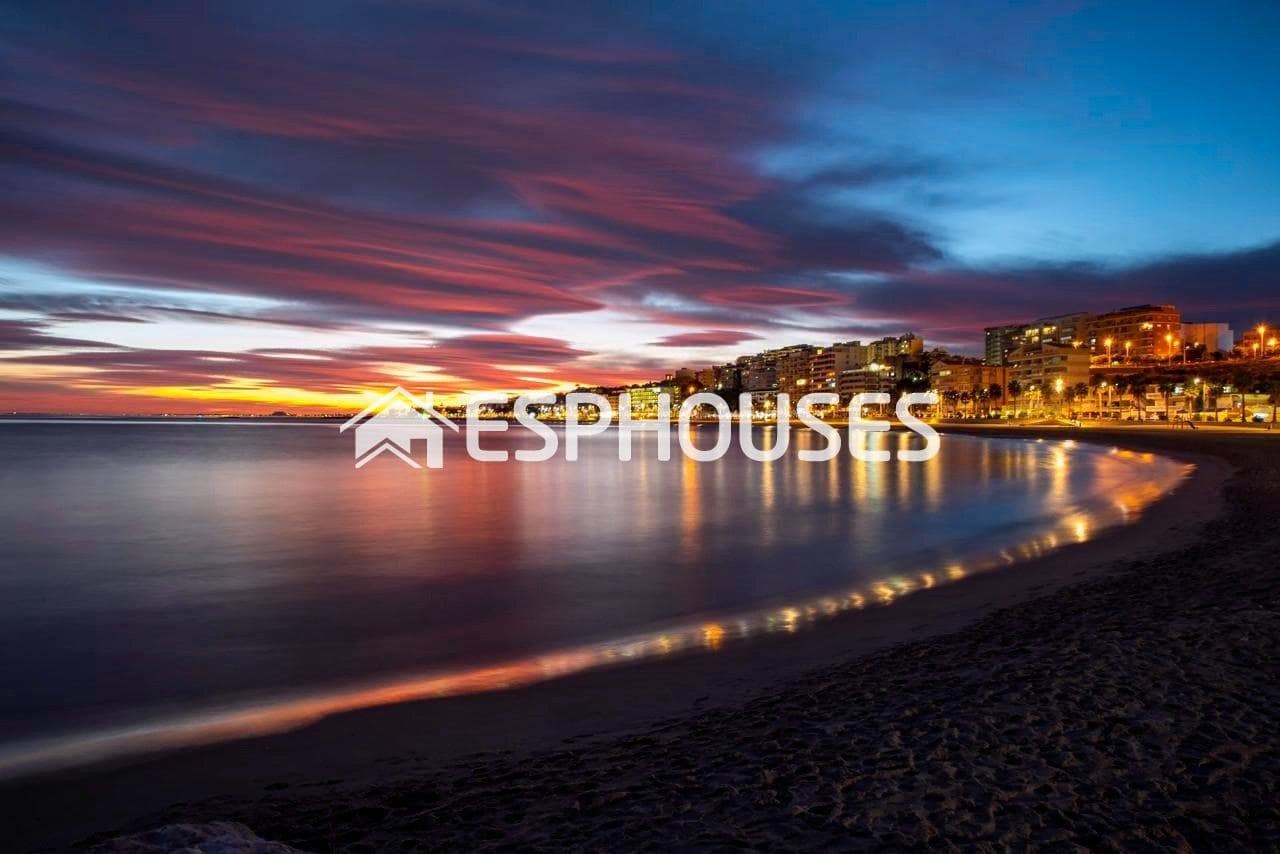 3 soveværelse Villa til salg i La Villajoyosa / Vila Joiosa med swimmingpool garage - € 885.000 (Ref: 9445272)