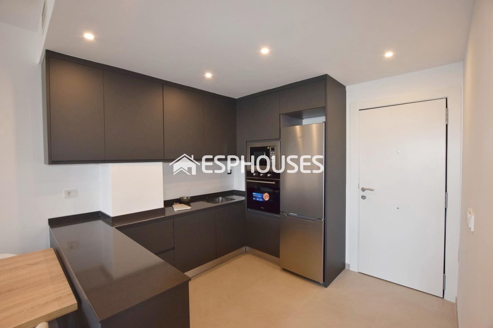 2 slaapkamer Appartement te koop in Torrevieja met zwembad garage - € 285.000 (Ref: 9445278)