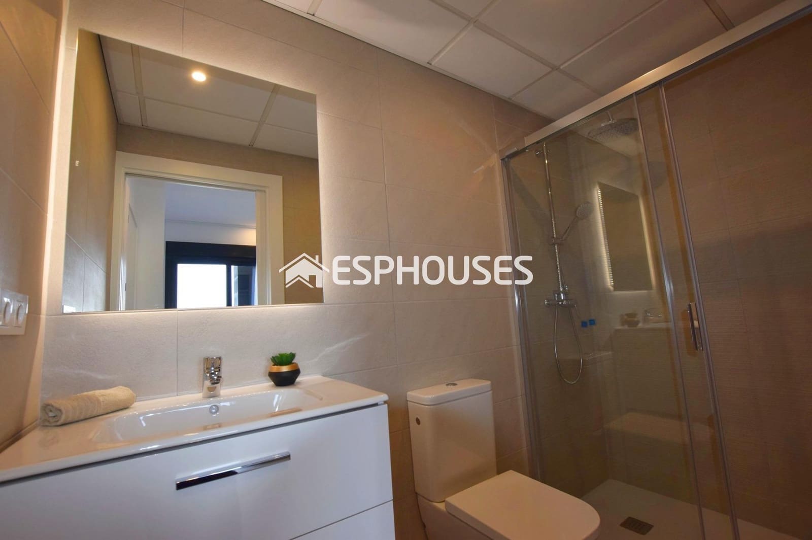 2 slaapkamer Appartement te koop in Torrevieja met zwembad garage - € 285.000 (Ref: 9445278)