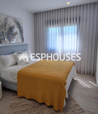 5 makuuhuone Huvila myytävänä paikassa Balcón de Finestrat - Terra Marina, Finestrat mukana uima-altaan 
autotalli - 1 100 000 € (Ref: 9445282)