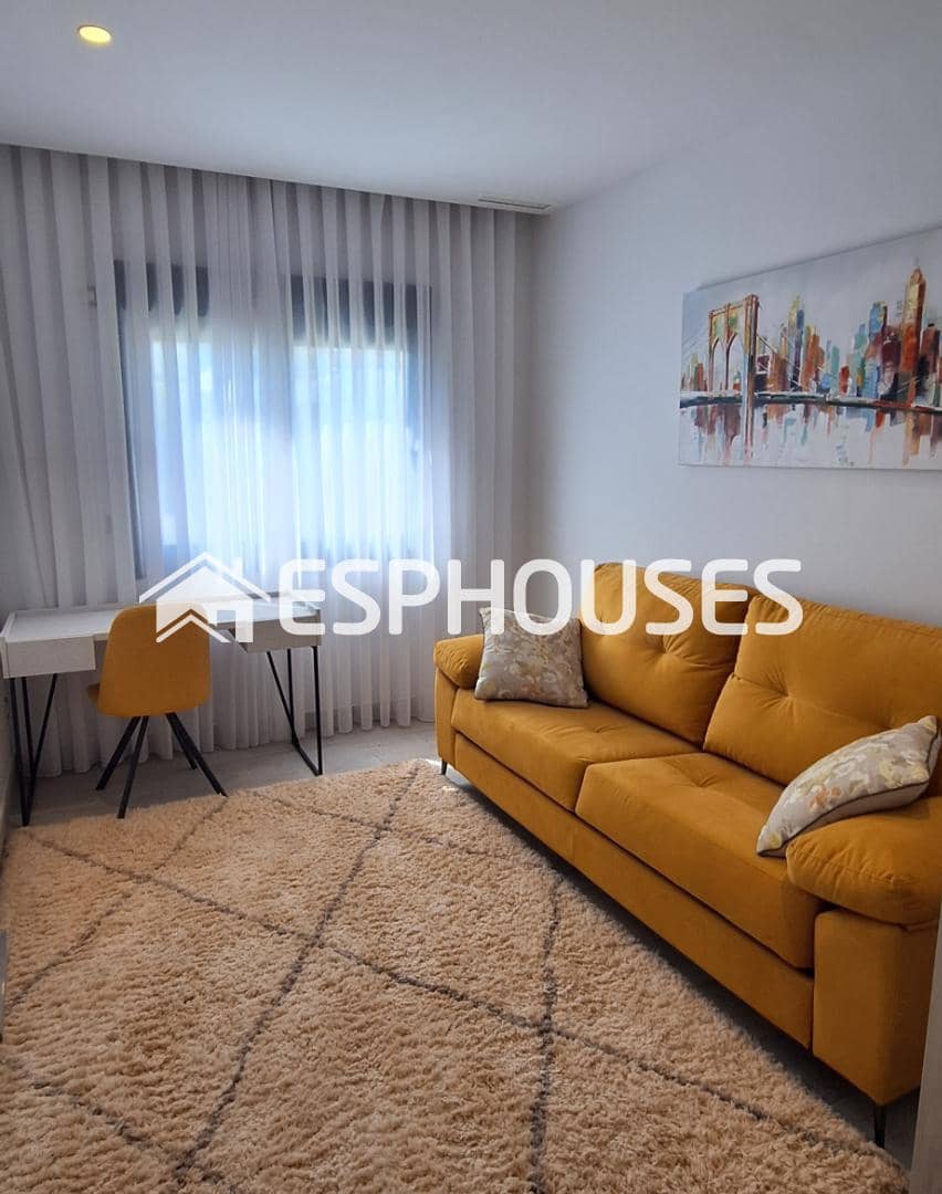 5 makuuhuone Huvila myytävänä paikassa Finestrat mukana uima-altaan 
autotalli - 1 100 000 € (Ref: 9445282)