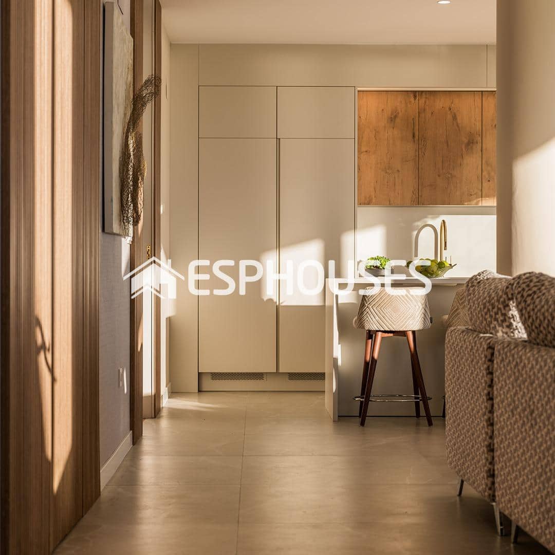 3 soveværelse Lejlighed til salg i Benidorm med swimmingpool garage - € 995.000 (Ref: 9445283)