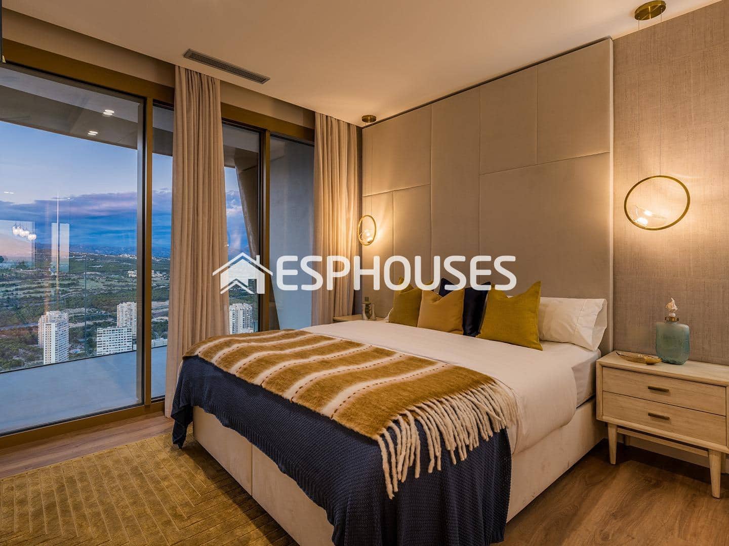 3 soveværelse Lejlighed til salg i Benidorm med swimmingpool garage - € 995.000 (Ref: 9445283)