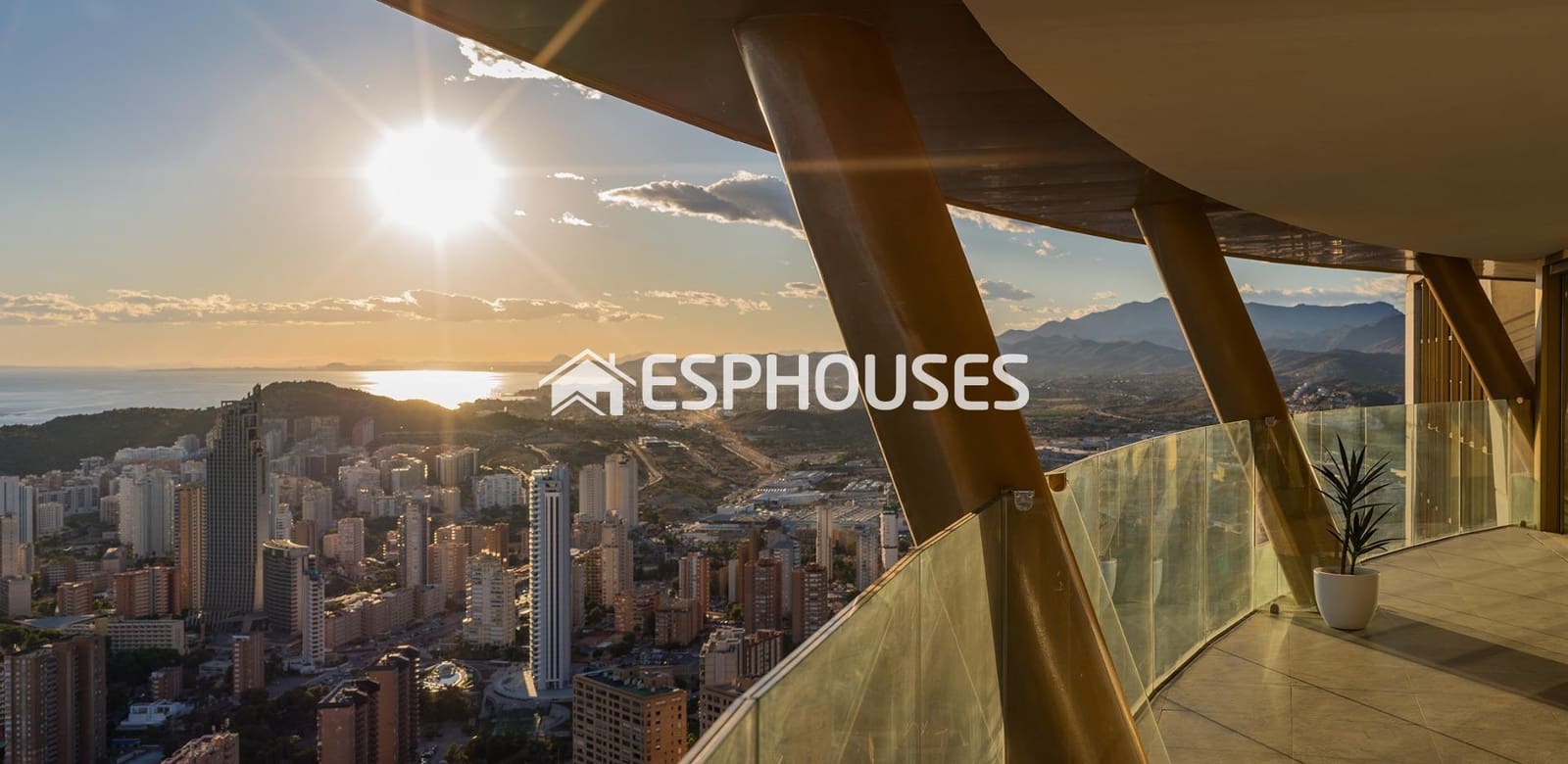 3 soveværelse Lejlighed til salg i Benidorm med swimmingpool garage - € 995.000 (Ref: 9445283)