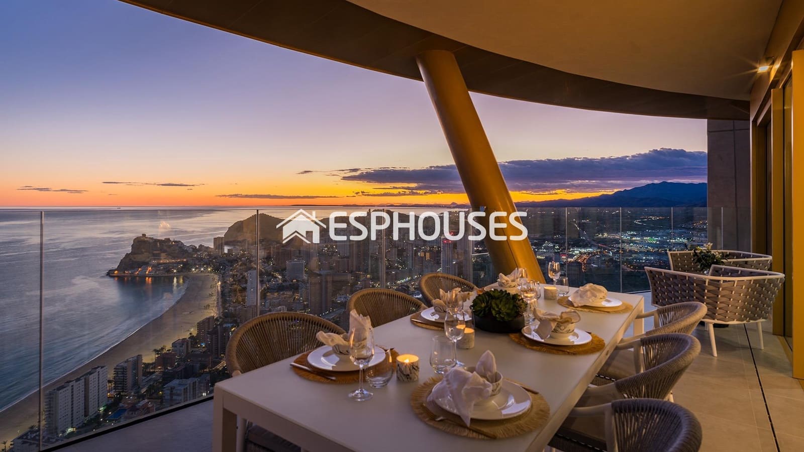 3 soveværelse Lejlighed til salg i Benidorm med swimmingpool garage - € 995.000 (Ref: 9445283)