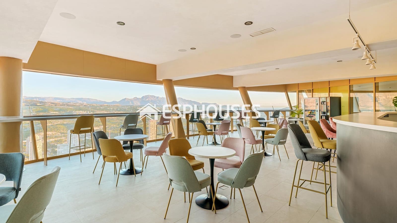 3 soveværelse Lejlighed til salg i Benidorm med swimmingpool garage - € 995.000 (Ref: 9445283)