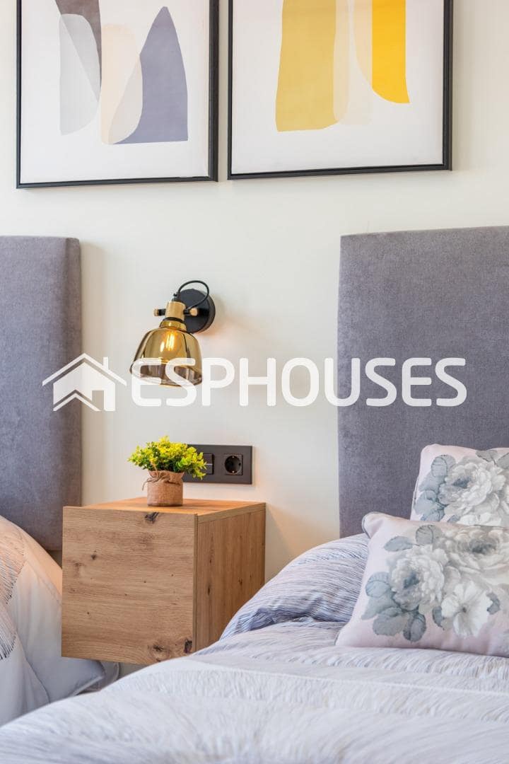 3 soveværelse Lejlighed til salg i Torrevieja med swimmingpool - € 325.000 (Ref: 9445286)