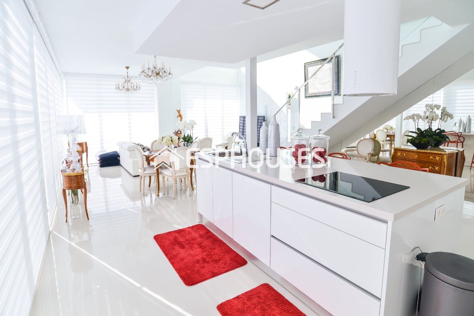 4 sovrum Villa till salu i Gran Alacant med pool - 805 000 € (Ref: 9445287)