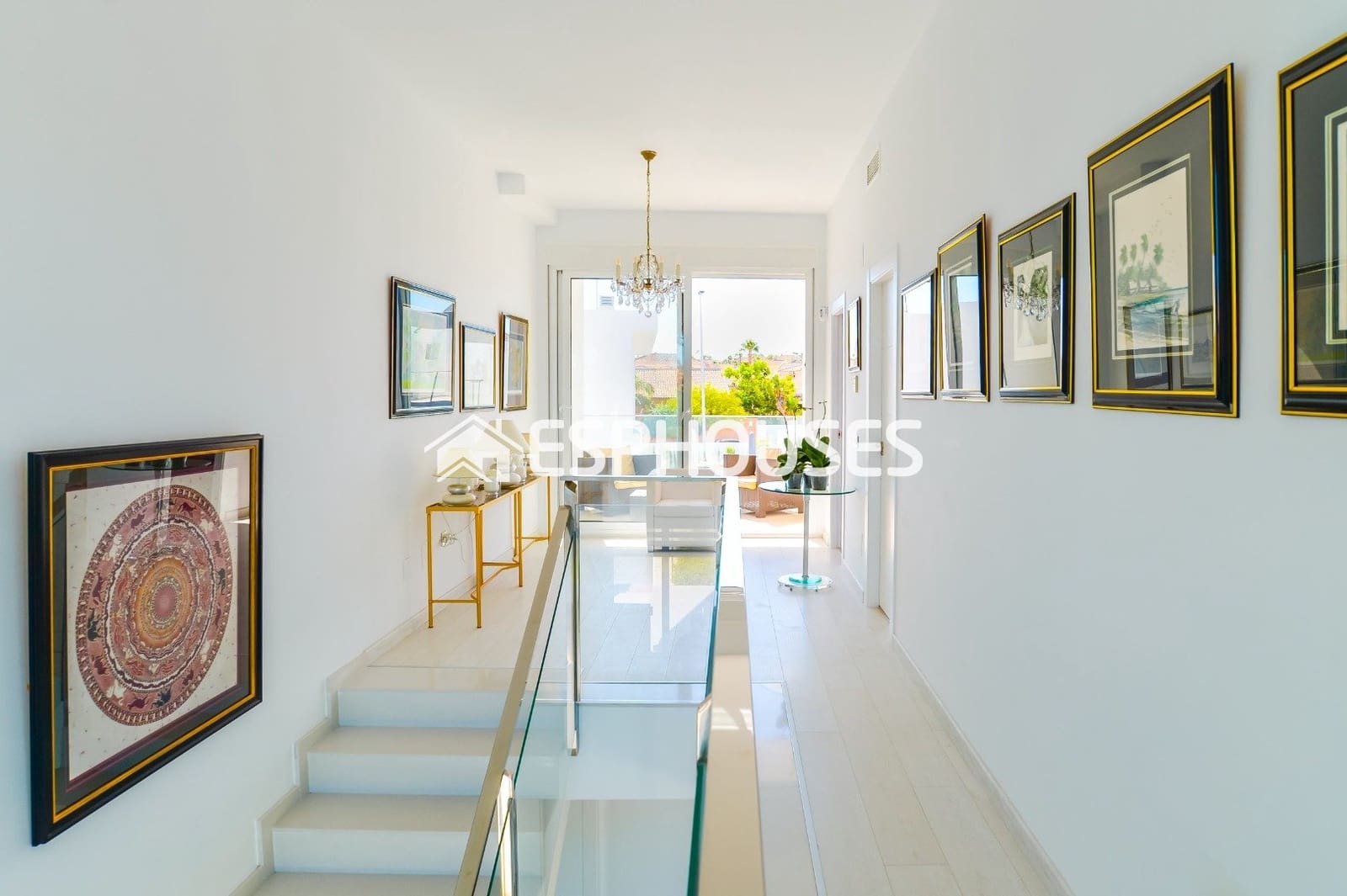 4 sovrum Villa till salu i Gran Alacant med pool - 805 000 € (Ref: 9445287)