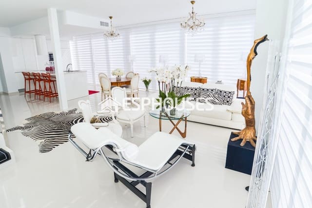 Chalet de 4 habitaciones en Monte y Mar, Santa Pola en venta con piscina - 805.000 € (Ref: 9445287)