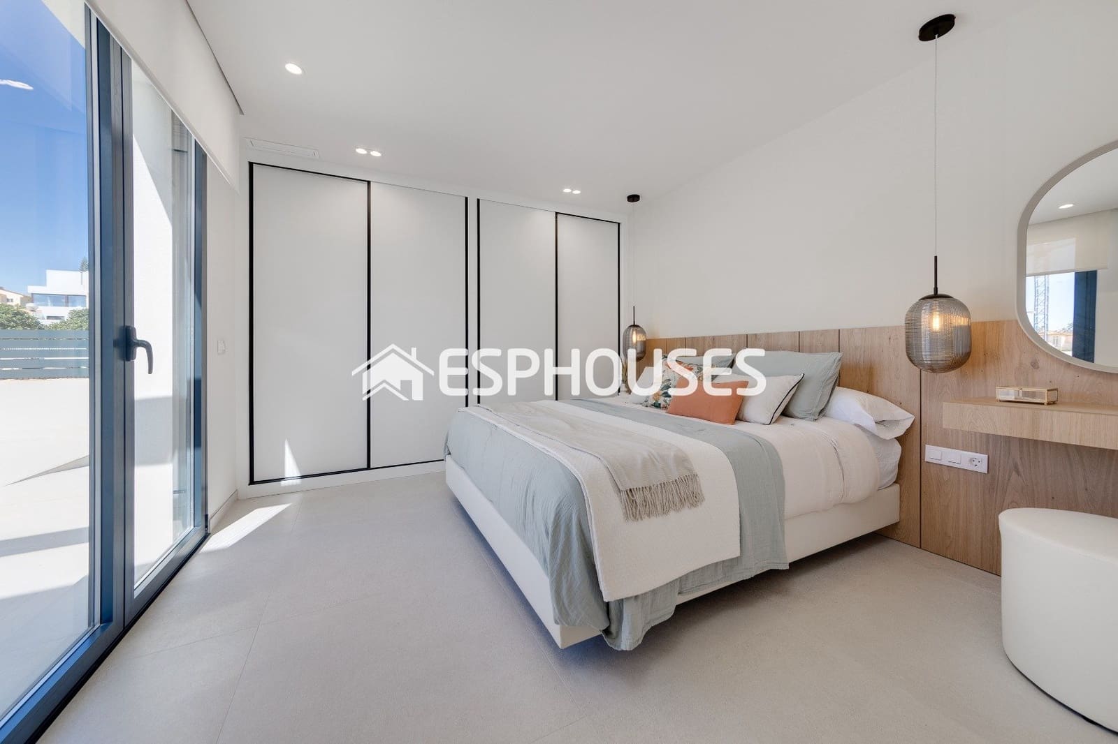 2 soveværelse Villa til salg i Ciudad Quesada med swimmingpool garage - € 475.000 (Ref: 9445301)