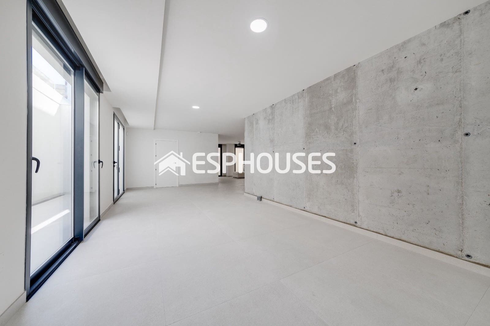 2 soveværelse Villa til salg i Ciudad Quesada med swimmingpool garage - € 475.000 (Ref: 9445301)