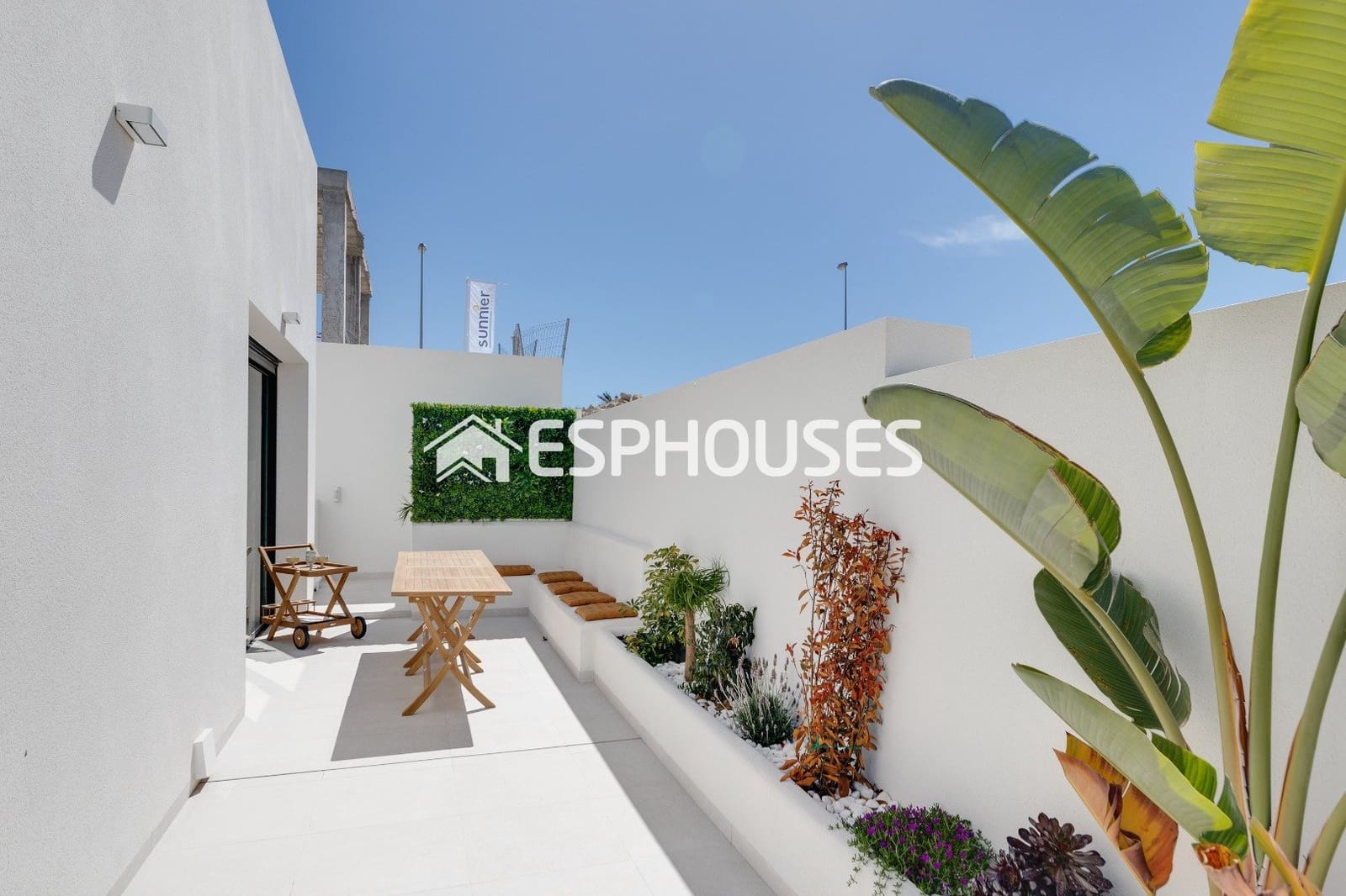 2 soveværelse Villa til salg i Ciudad Quesada med swimmingpool garage - € 475.000 (Ref: 9445301)