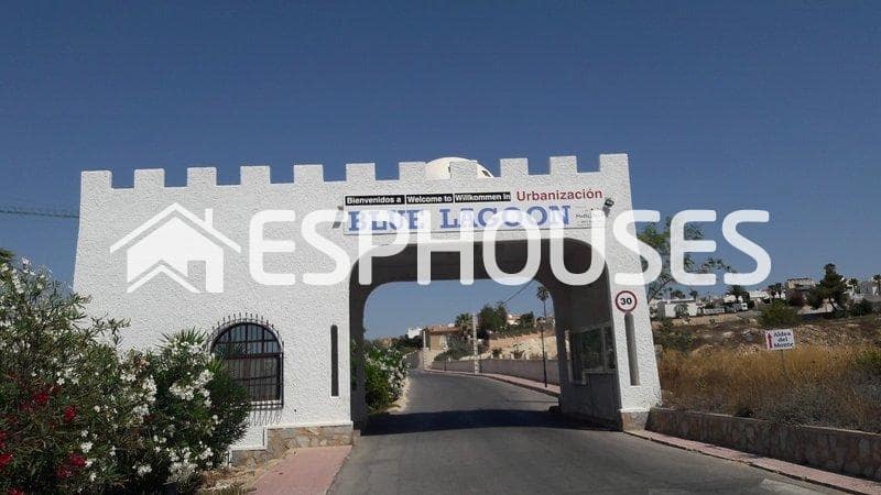 3 sovrum Villa till salu i San Miguel de Salinas med pool garage - 499 900 € (Ref: 9445302)