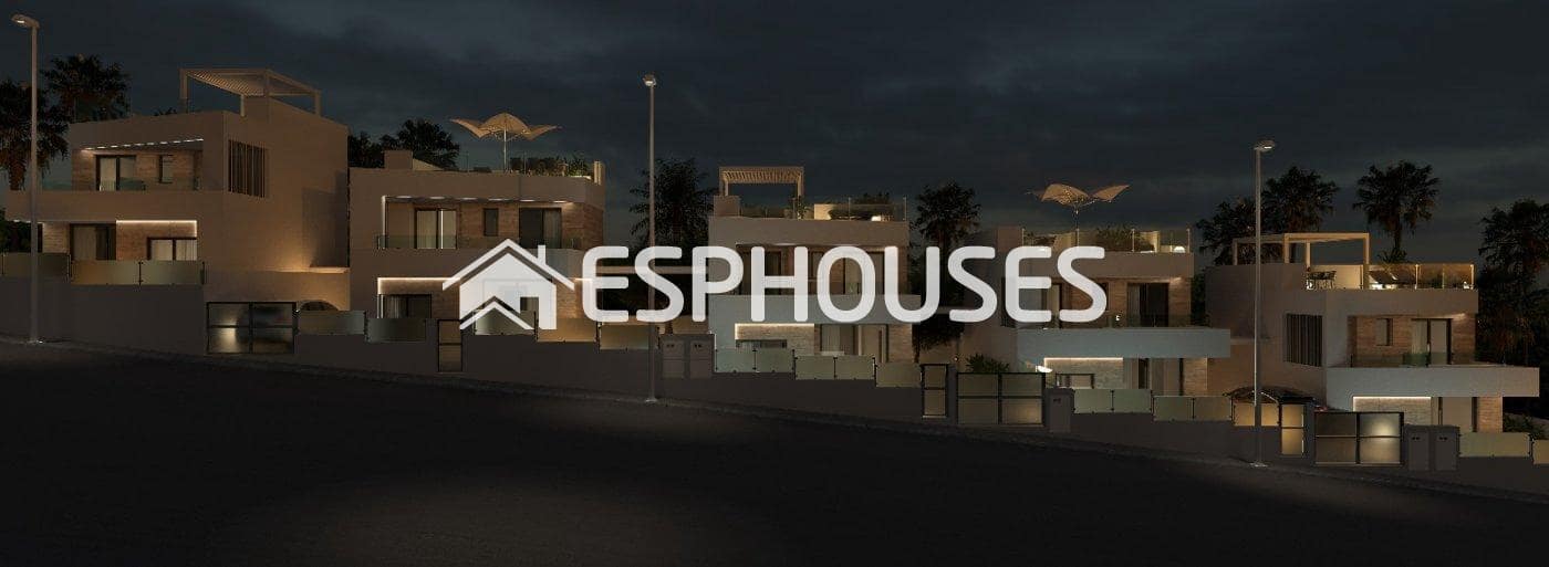 3 sovrum Villa till salu i San Miguel de Salinas med pool garage - 499 900 € (Ref: 9445302)