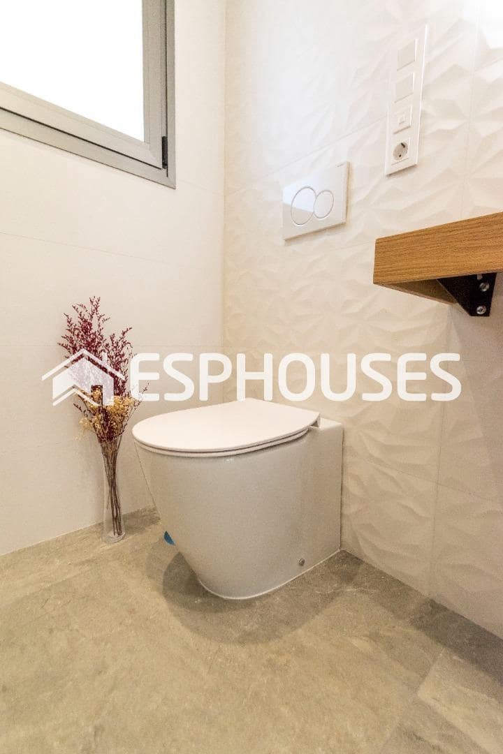 3 slaapkamer Villa te koop in Pilar de la Horadada met zwembad garage - € 519.900 (Ref: 9445306)