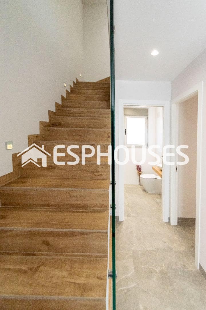 3 slaapkamer Villa te koop in Pilar de la Horadada met zwembad garage - € 519.900 (Ref: 9445306)