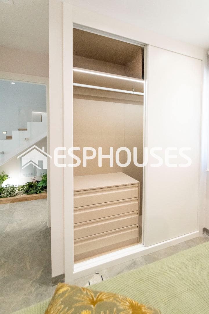 3 slaapkamer Villa te koop in Pilar de la Horadada met zwembad garage - € 519.900 (Ref: 9445306)