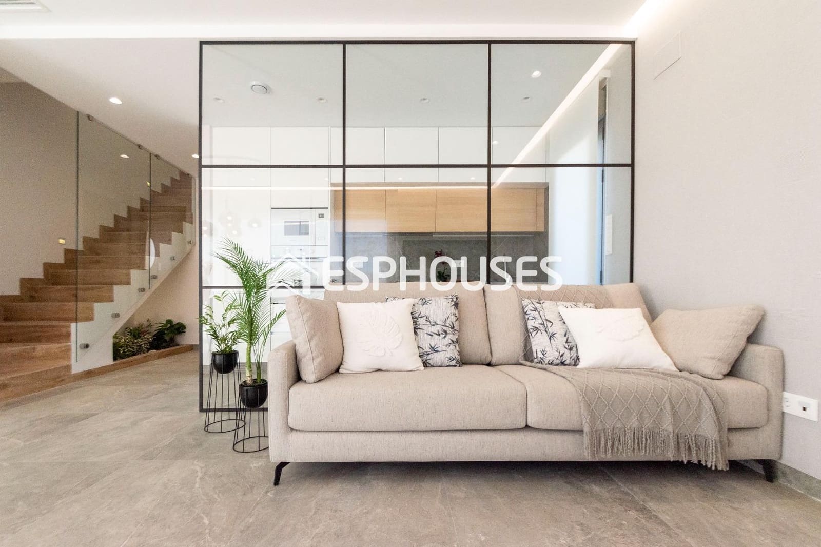 3 slaapkamer Villa te koop in Pilar de la Horadada met zwembad garage - € 519.900 (Ref: 9445306)