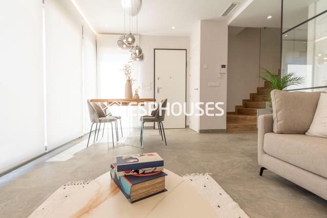 3 slaapkamer Villa te koop in Pinar de Campoverde, Pilar de la Horadada met zwembad garage - € 519.900 (Ref: 9445306)