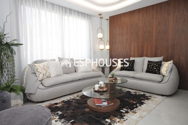 3 slaapkamer Villa te koop in El Chaparral, Torrevieja met zwembad - € 509.000 (Ref: 9445307)