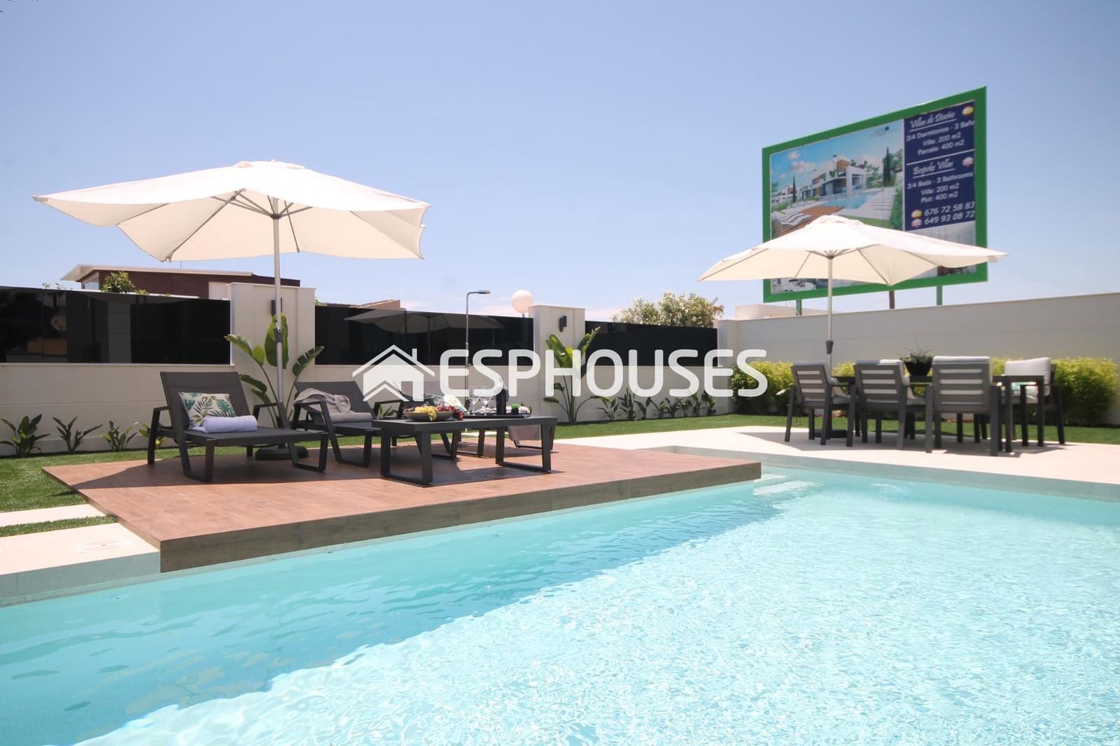 3 slaapkamer Villa te koop in Torrevieja met zwembad - € 509.000 (Ref: 9445307)