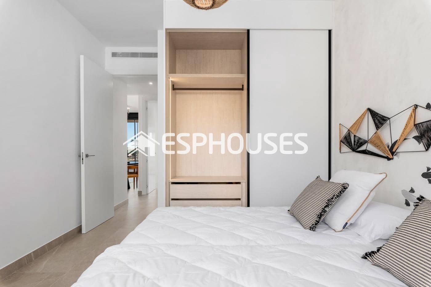 4 bedroom Apartment for sale in Benijofar with pool - € 339,000 (Ref: 9445308)