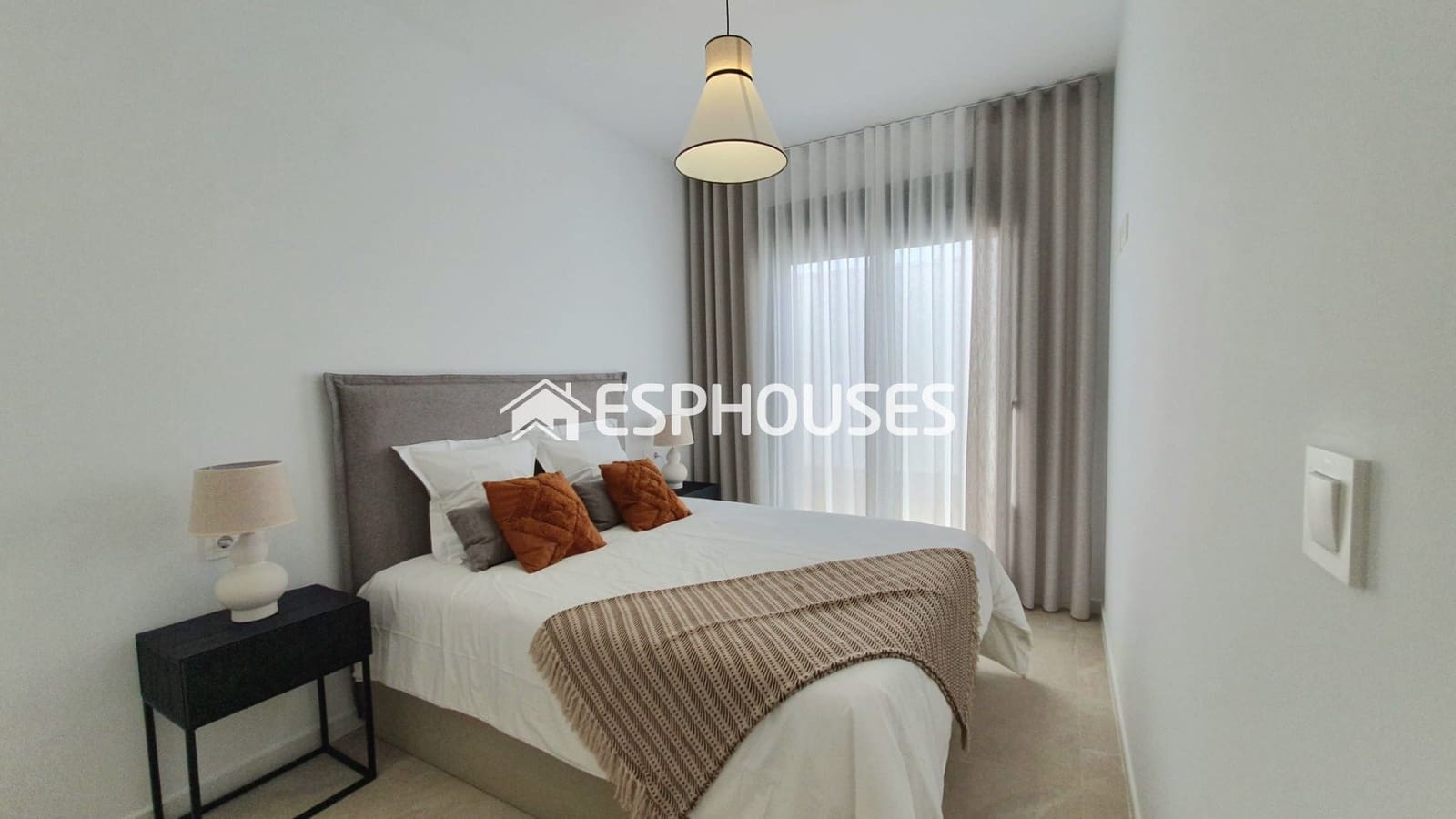 3 slaapkamer Halfvrijstaande villa te koop in San Pedro del Pinatar met zwembad - € 369.900 (Ref: 9445323)
