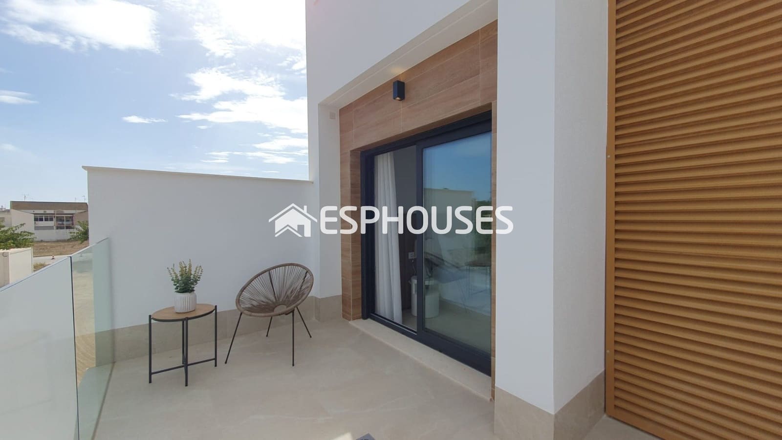 3 slaapkamer Halfvrijstaande villa te koop in San Pedro del Pinatar met zwembad - € 369.900 (Ref: 9445323)