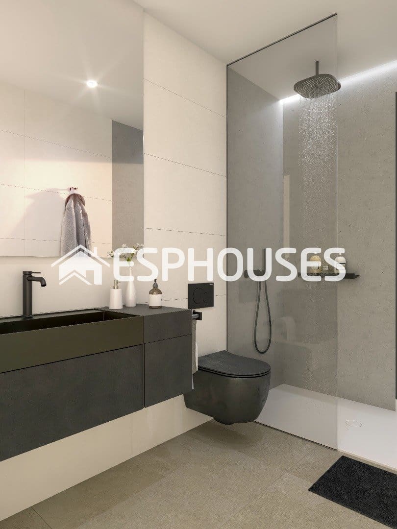 3 quarto Moradia para venda em Los Alcazares com piscina garagem - 549 000 € (Ref: 9445342)
