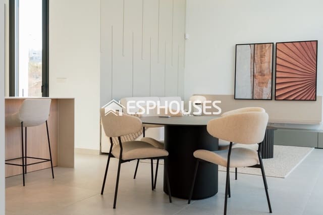 Chalet de 4 habitaciones en Ciudad Quesada, Rojales en venta con piscina - 780.000 € (Ref: 9445343)