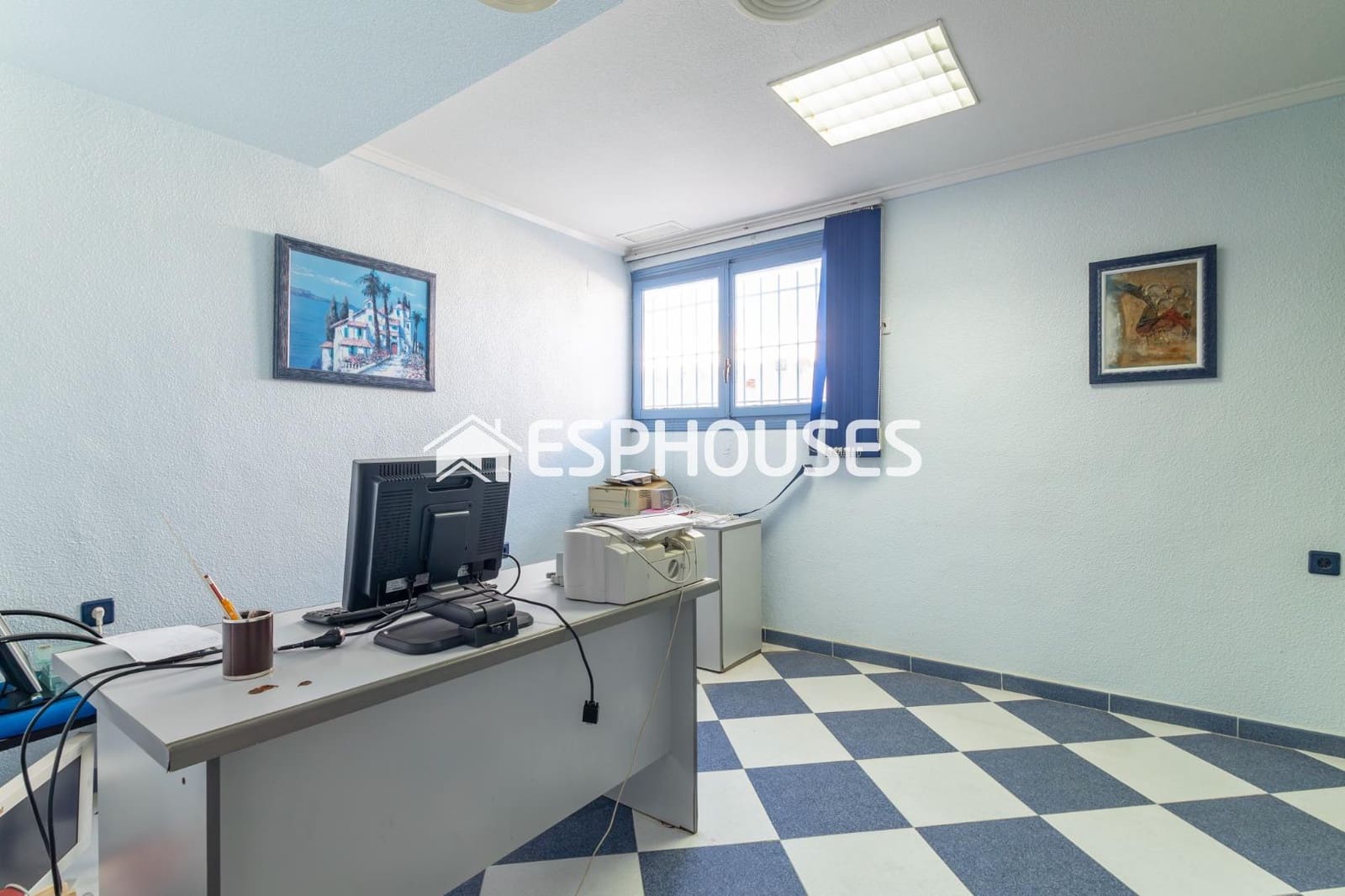 10 quarto Comercial para venda em San Fulgencio - 325 000 € (Ref: 9445354)