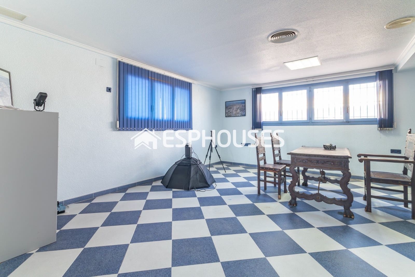 10 bedroom Commercial for sale in San Fulgencio - € 325,000 (Ref: 9445354)