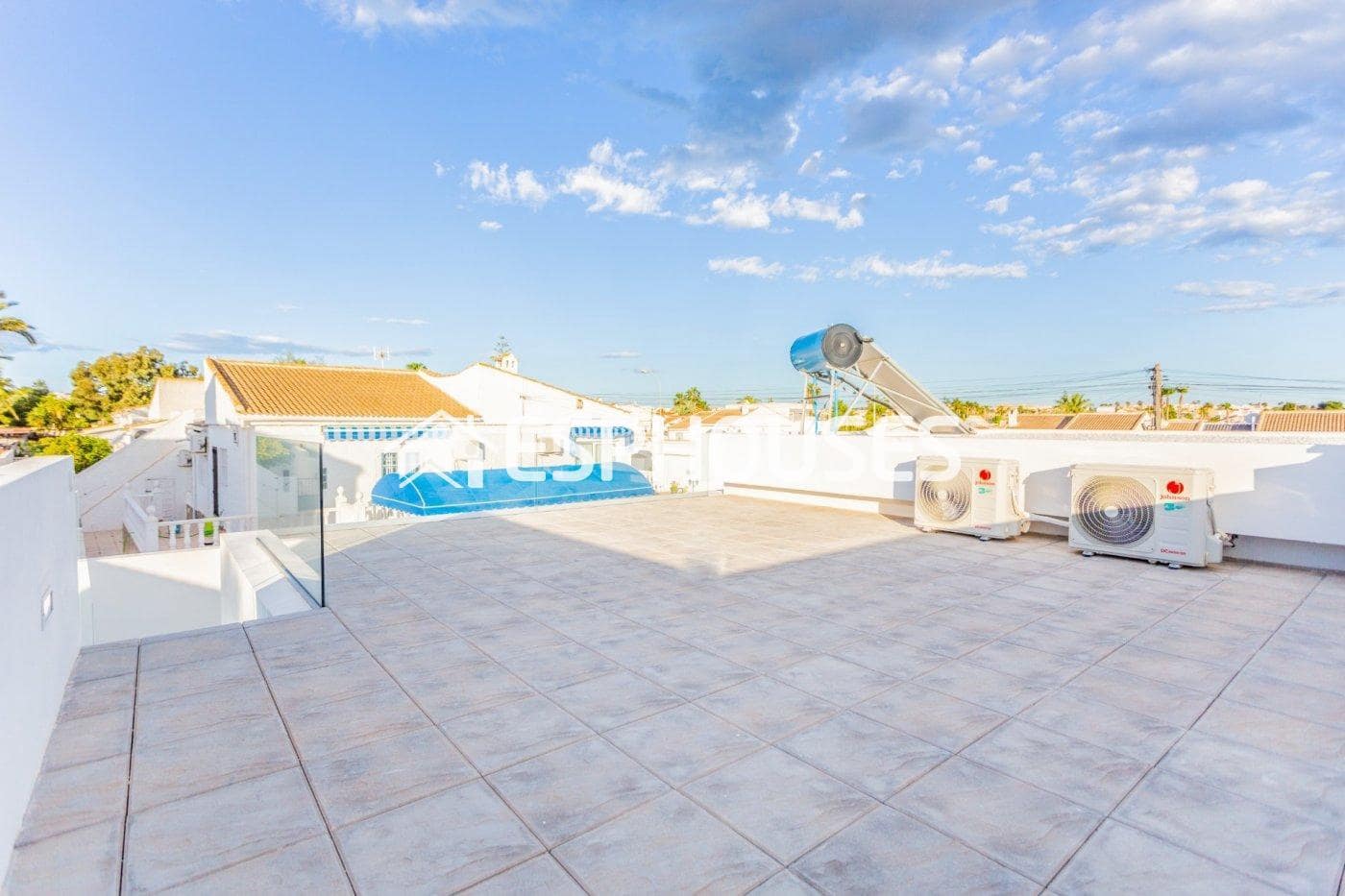 3 camera da letto Villa in vendita in Torrevieja con piscina garage - 615.000 € (Rif: 9445358)