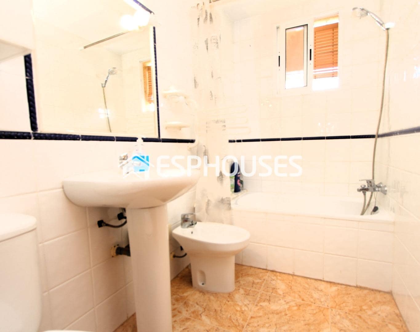 3 Zimmer Apartment zu verkaufen in Guardamar del Segura mit Pool Garage - 269.000 € (Ref: 9445376)