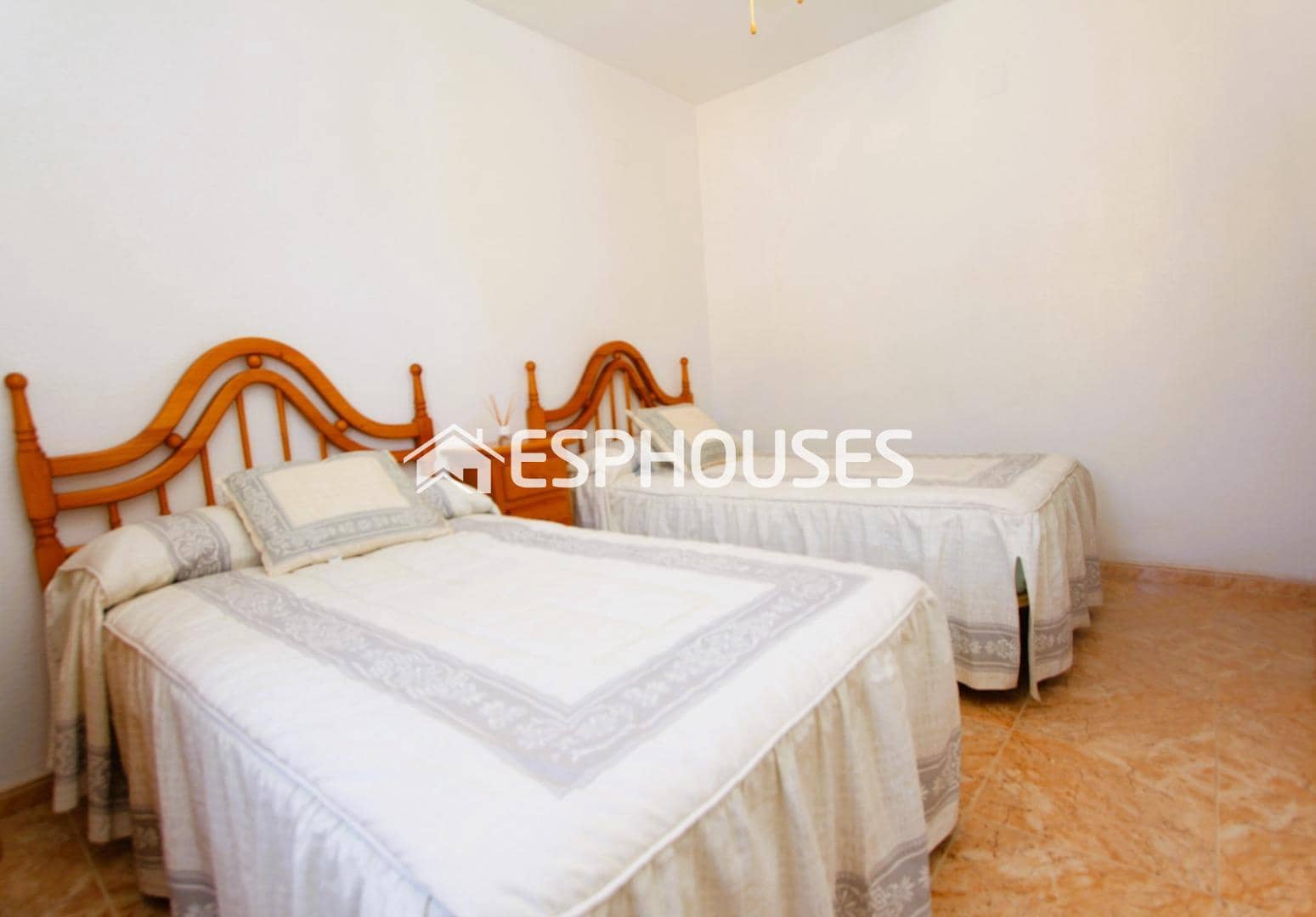 3 Zimmer Apartment zu verkaufen in Guardamar del Segura mit Pool Garage - 269.000 € (Ref: 9445376)